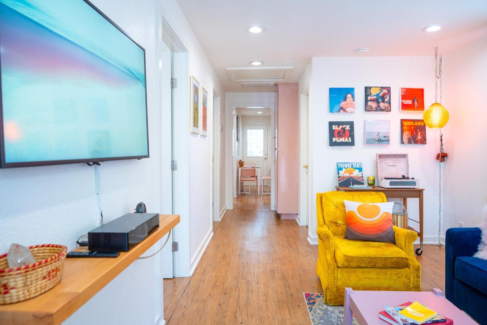 Stylish, Artsy Bungalow Central Eastside أوستن المظهر الخارجي الصورة