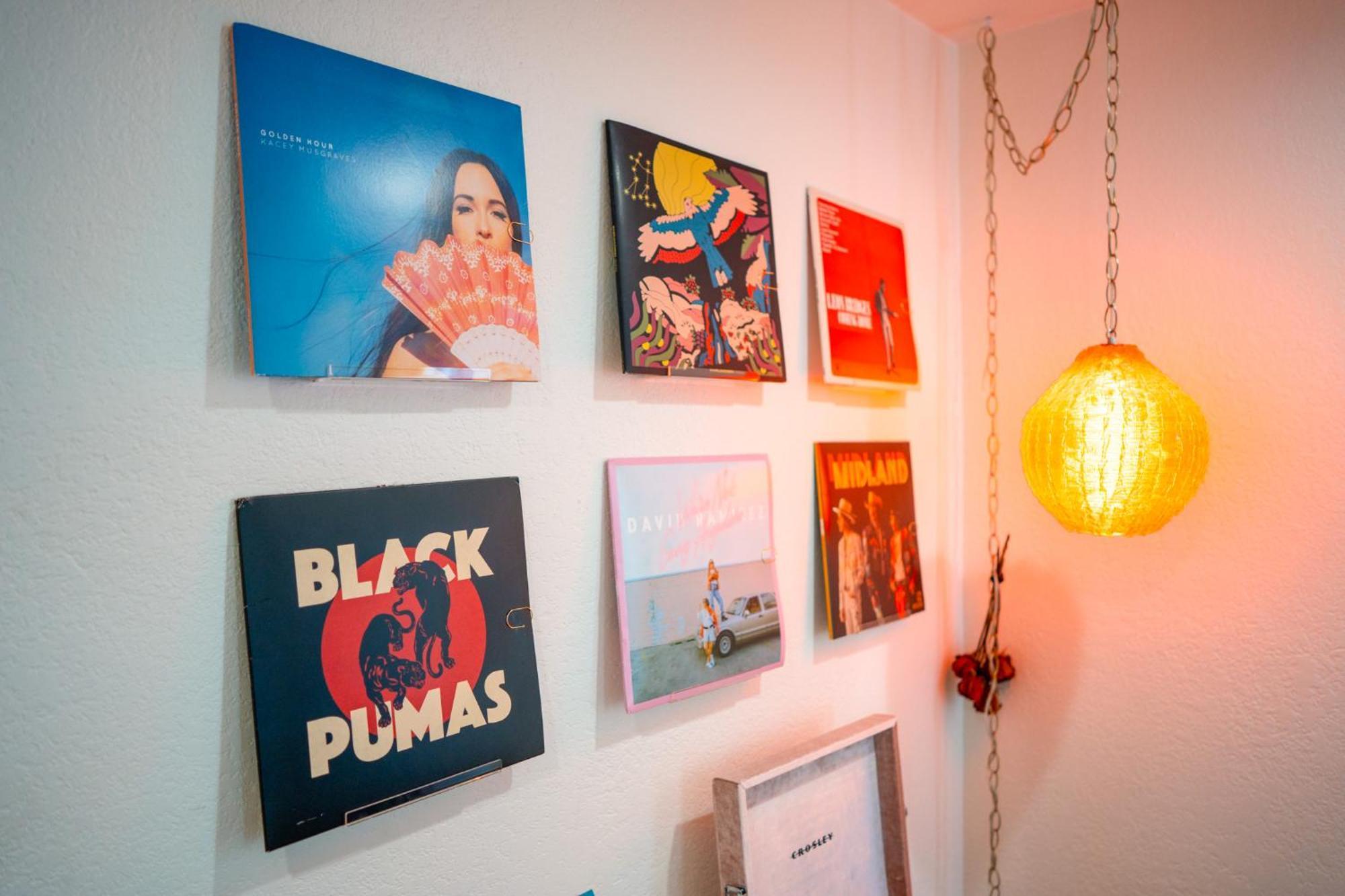 Stylish, Artsy Bungalow Central Eastside أوستن المظهر الخارجي الصورة