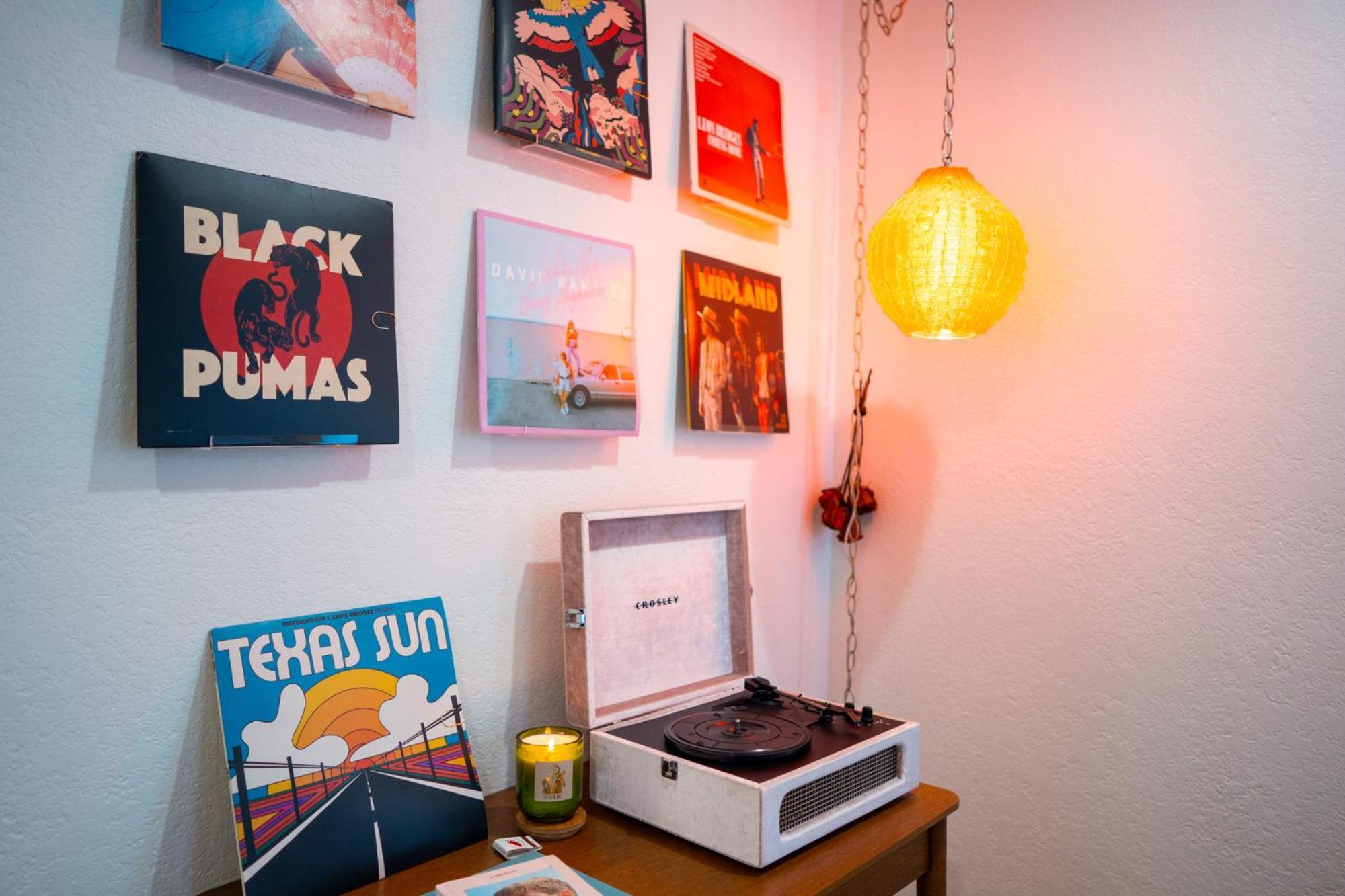 Stylish, Artsy Bungalow Central Eastside أوستن المظهر الخارجي الصورة
