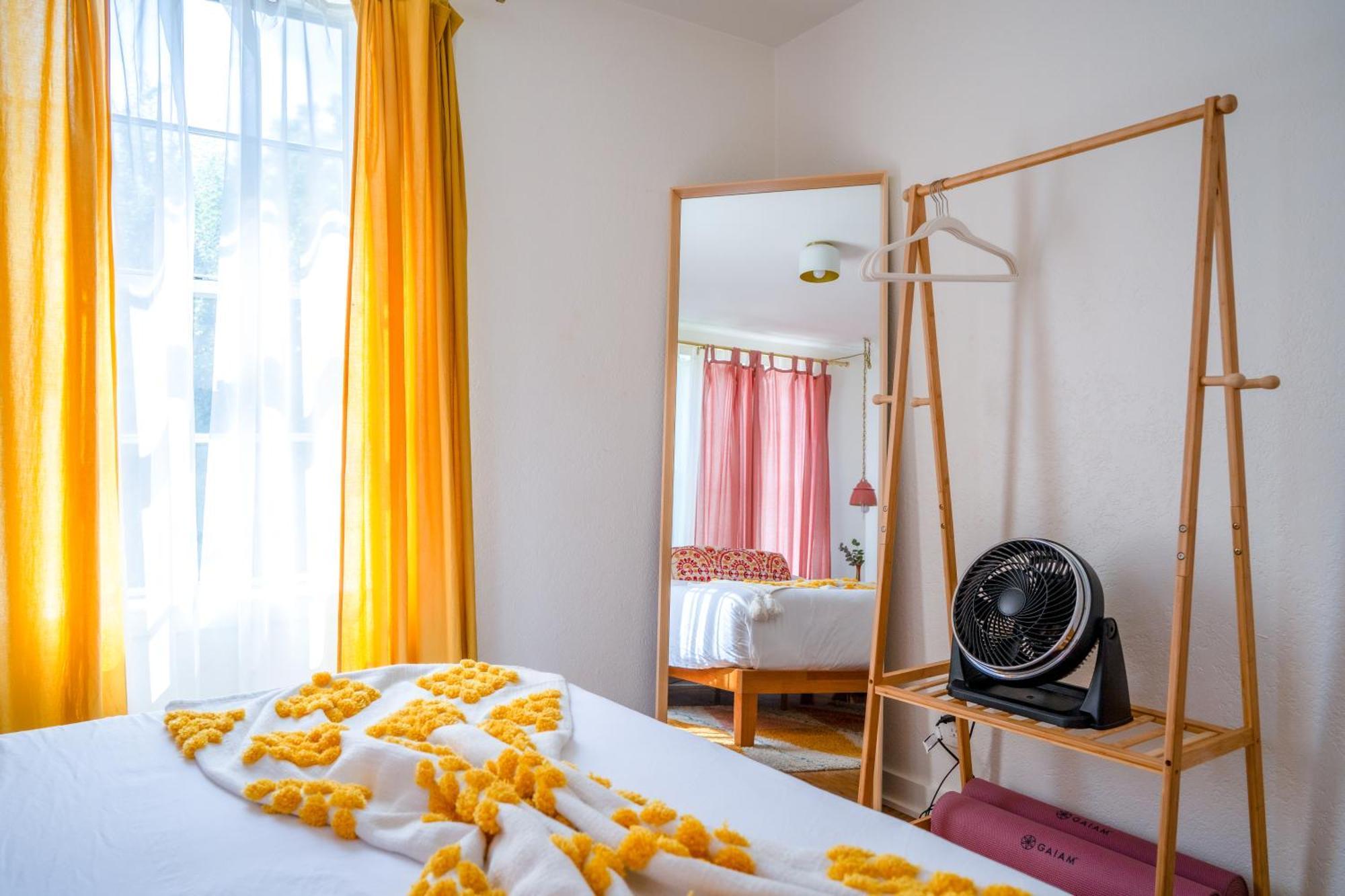 Stylish, Artsy Bungalow Central Eastside أوستن المظهر الخارجي الصورة