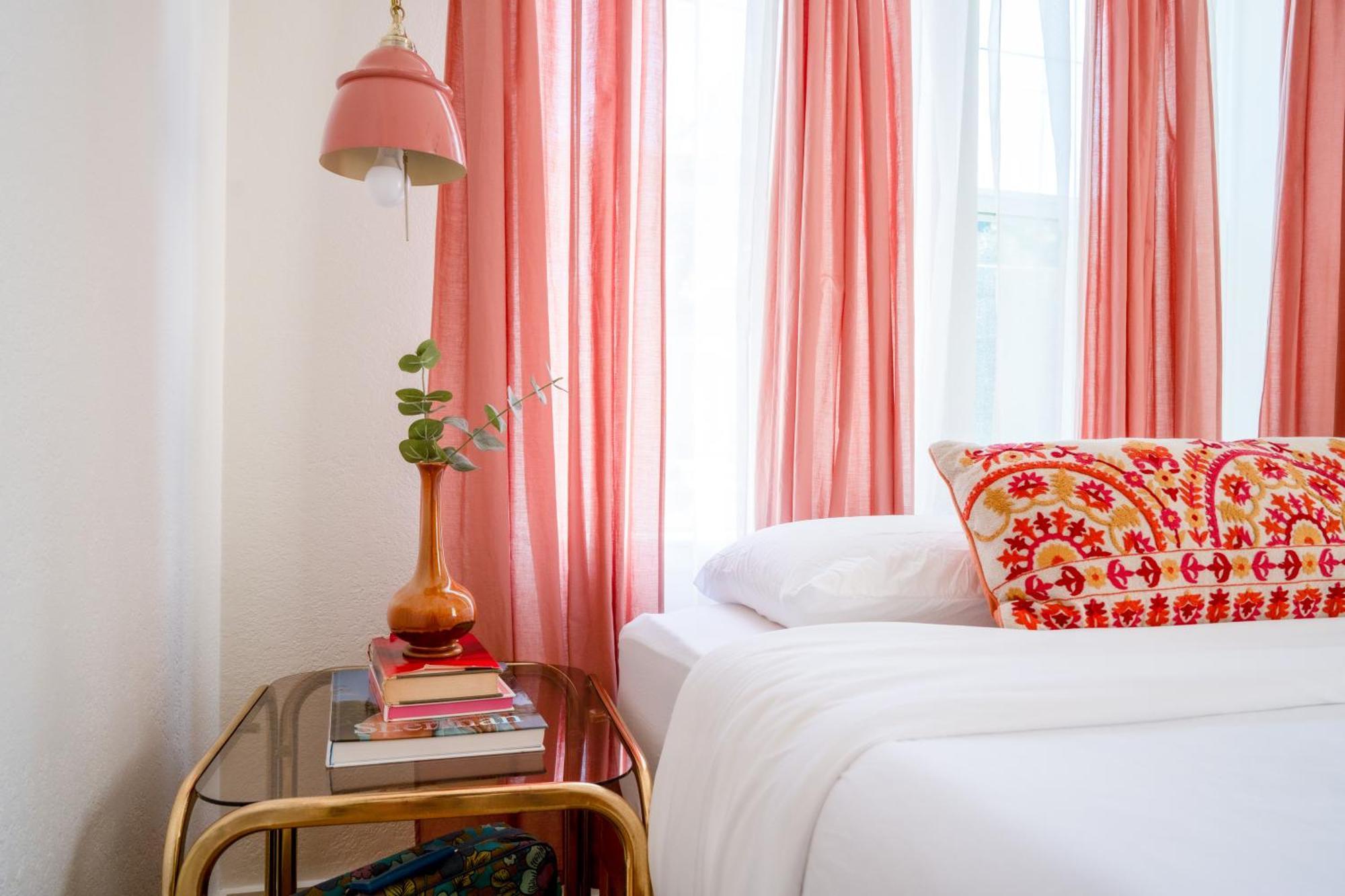 Stylish, Artsy Bungalow Central Eastside أوستن المظهر الخارجي الصورة